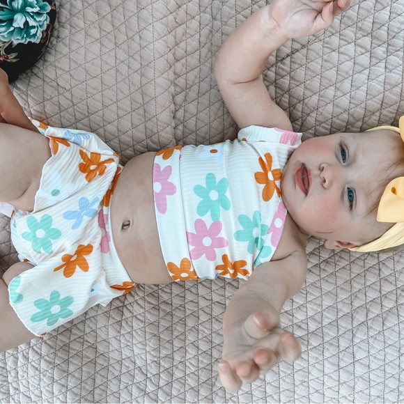 Skirted bummie two piece set - Picture 3 of 3